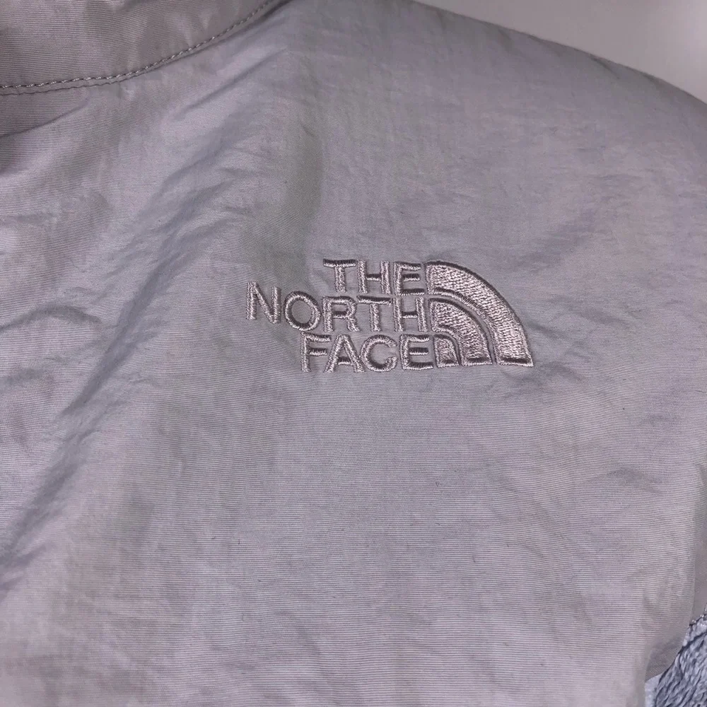 THE North Face Sky Blue Jacket - Picture 8 of 13